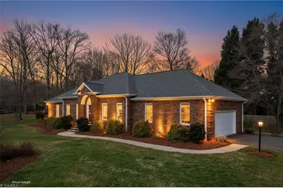 204 W Stonebury Court, Reidsville, NC 27320 - Photo 2