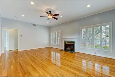 204 W Stonebury Court, Reidsville, NC 27320 - Photo 16