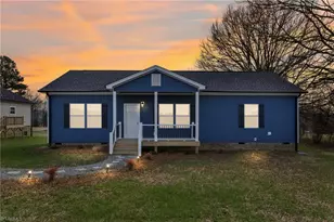 438 Hastings Hill Rd, Kernersville, NC 27284 - Photo 2