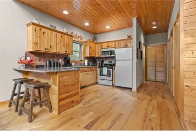 16 Honey Tree Circle, Sparta, NC 28675 - Photo 18