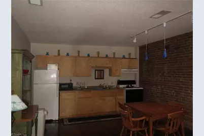 105 W Main Street, Elkin, NC 28621 - Photo 26