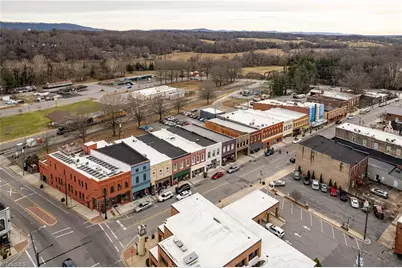 105 W Main Street, Elkin, NC 28621 - Photo 30