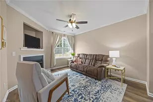 621 Oakfield Tr, Mebane, NC 27302 - Photo 12