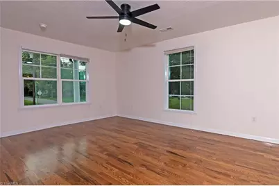 332 Naomi Street, Randleman, NC 27317 - Photo 6