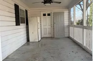 1142 Manning St, Eden, NC 27288 - Photo 6