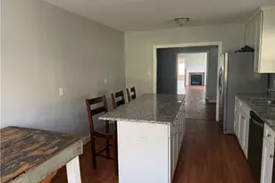 1142 Manning St, Eden, NC 27288 - Photo 10