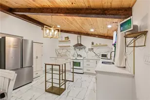517 E 27th St, Winston-Salem, NC 27105 - Photo 2