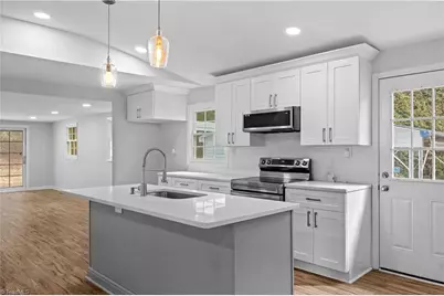 806 Larkwood Drive, Greensboro, NC 27410 - Photo 6