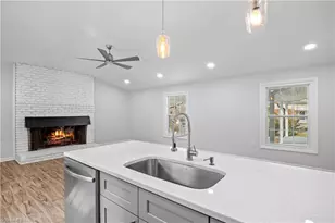 806 Larkwood Dr, Greensboro, NC 27410 - Photo 12