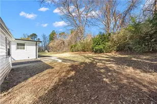 806 Larkwood Dr, Greensboro, NC 27410 - Photo 30