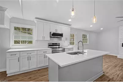 806 Larkwood Drive, Greensboro, NC 27410 - Photo 8