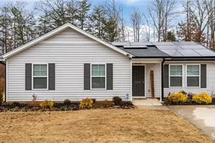 3149 Misty Ridge Dr, Winston-Salem, NC 27107 - Photo 1