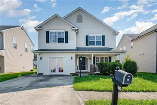1214 Waterlyn Dr, Greensboro, NC 27405 - Photo 4