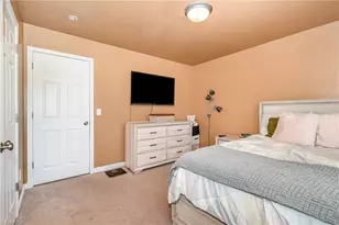 1214 Waterlyn Dr, Greensboro, NC 27405 - Photo 22