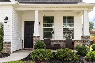 1924 Kippen Dr, Kernersville, NC 27284 - Photo 4