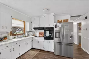 408 Forestwood Dr, Archdale, NC 27263 - Photo 6