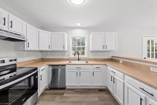 3707 Ribbon Ln, Winston-Salem, NC 27107 - Photo 8