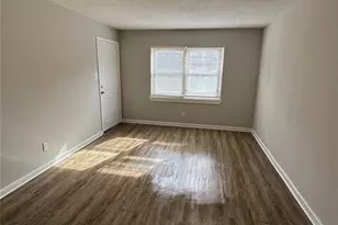 409 Sykes Ave, Greensboro, NC 27405 - Photo 4