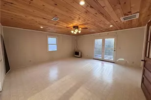 229 Woodland Dr, Elkin, NC 28621 - Photo 4