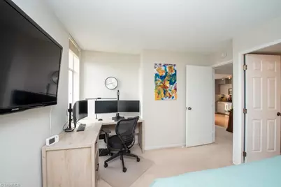 1101 Elm Street #1101, Greensboro, NC 27401 - Photo 10