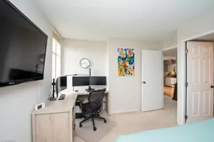 1101 Elm St, Greensboro, NC 27401 - Photo 18