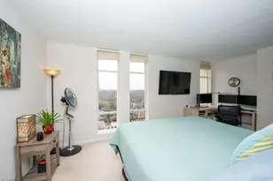 1101 Elm St, Greensboro, NC 27401 - Photo 22