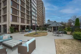 1101 Elm St, Greensboro, NC 27401 - Photo 40