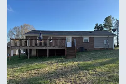 158 Betty Avenue, Mount Airy, NC 27030 - Photo 4