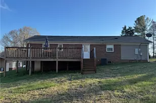 158 Betty Ave, Mount Airy, NC 27030 - Photo 4