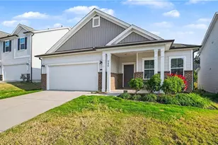 940 Bloomington Wy, High Point, NC 27265 - Photo 2