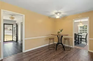 860 Duckview Ct, Winston-Salem, NC 27106 - Photo 6