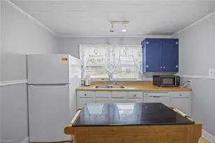 1947 Lower Hopedale Rd, Burlington, NC 27217 - Photo 10