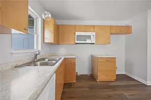 422 Bingham St, Greensboro, NC 27401 - Photo 16