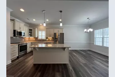 1206 Suzanne Lane, Lexington, NC 27295 - Photo 4