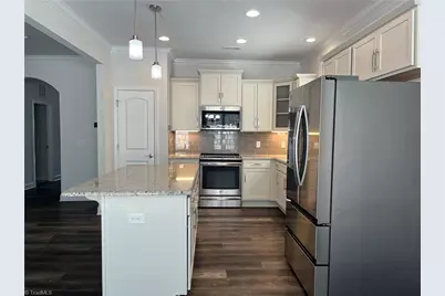 1206 Suzanne Lane, Lexington, NC 27295 - Photo 8