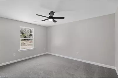 821 Bridge Street, Eden, NC 27288 - Photo 24