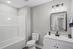 819 Bridge St, Eden, NC 27288 - Photo 22