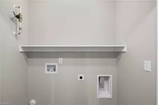 819 Bridge St, Eden, NC 27288 - Photo 14