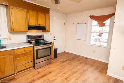 407 W Willis Avenue, High Point, NC 27260 - Photo 4