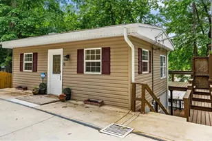 718 Lake Drive 9, Lexington, NC 27292 - Photo 1