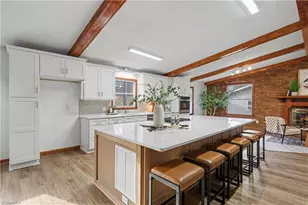 210 Parkway Ave, High Point, NC 27262 - Photo 4