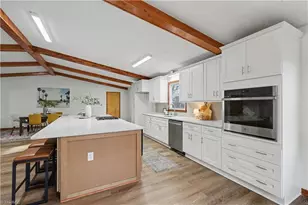 210 Parkway Ave, High Point, NC 27262 - Photo 10