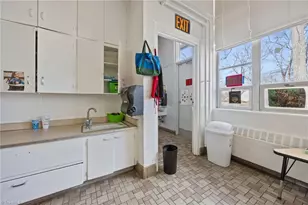 2300 Spring Garden St, Greensboro, NC 27403 - Photo 12