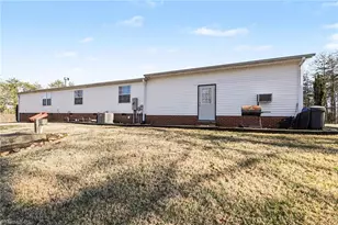 2298 Ray Loop Rd, Westfield, NC 27053 - Photo 26