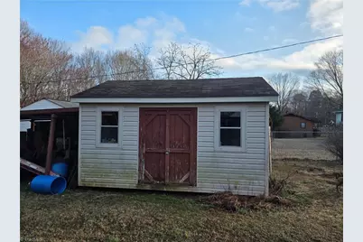 614 Bryant Street, Eden, NC 27288 - Photo 12