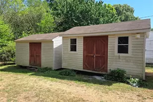 614 Bryant St, Eden, NC 27288 - Photo 34