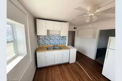 225 S Hamilton Street, Eden, NC 27288 - Photo 18
