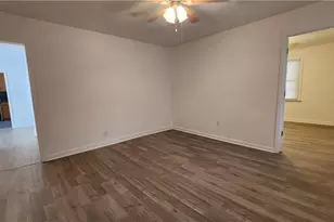 1141 Fieldcrest Rd, Eden, NC 27288 - Photo 4