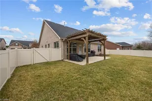 2453 Glenkirk Dr, Burlington, NC 27215 - Photo 30