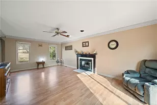 1605 Moravian Heights Ct, Clemmons, NC 27012 - Photo 6